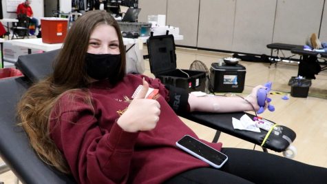 Carbondale Students Donate Blood to the Red Cross