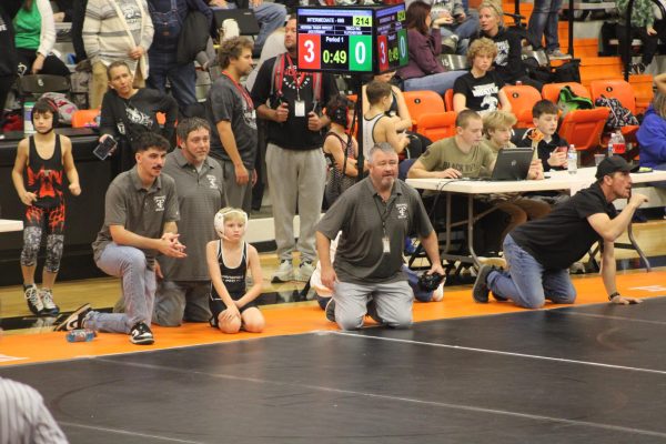 Carbondale Middle School Head Coach Dwane Parks coaching his wrestlers